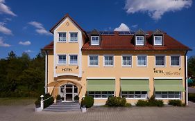 Hotel Alter Wirt Hallbergmoos Exterior photo
